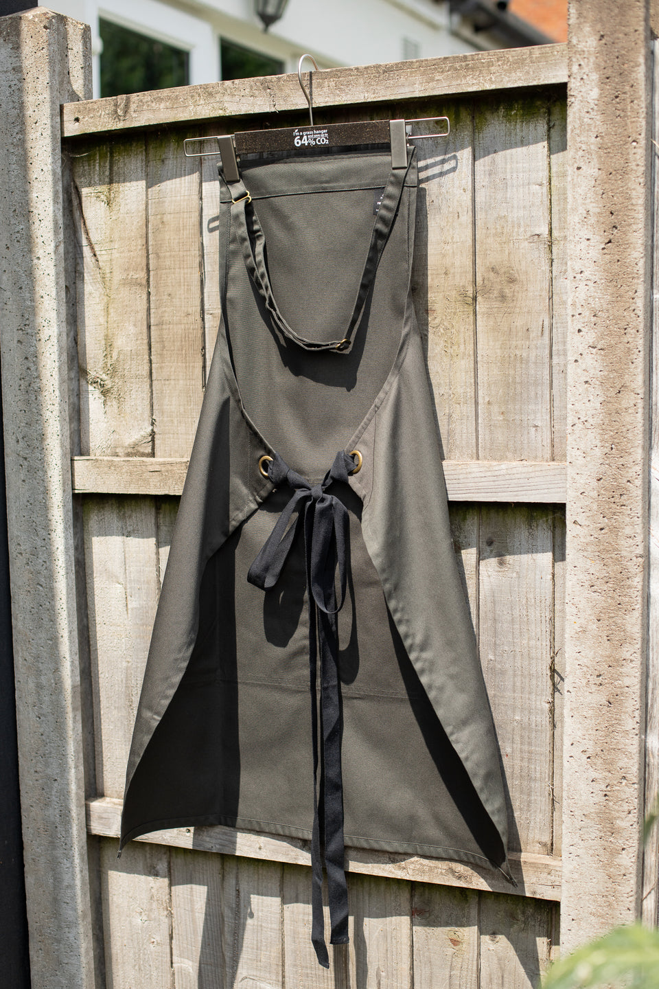 LOT 19: Dark Olive Bib Apron with Curved Pockets & Strap Adjuster