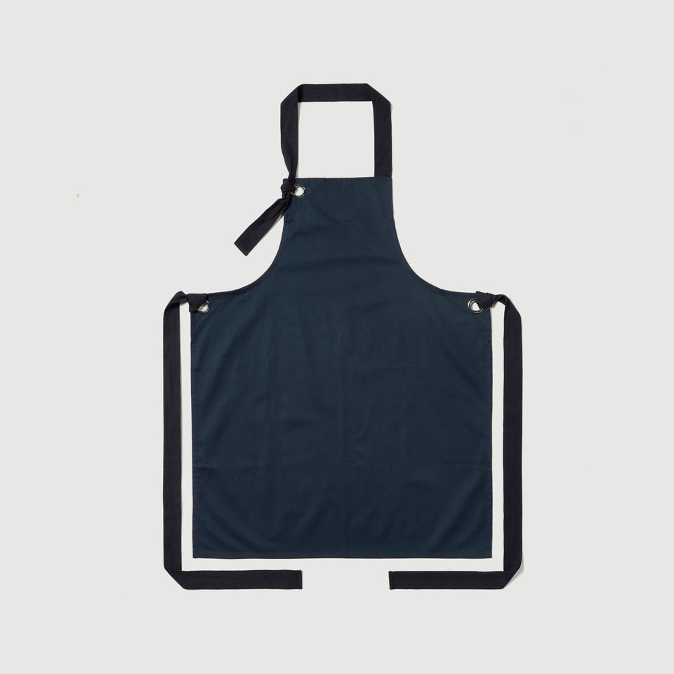 Bib Apron with Tied Eyelet Long