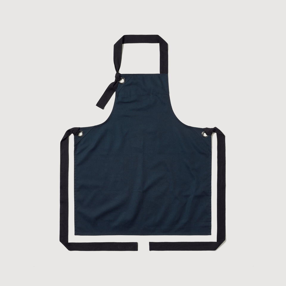 Bib Apron with Tied Eyelet Regular